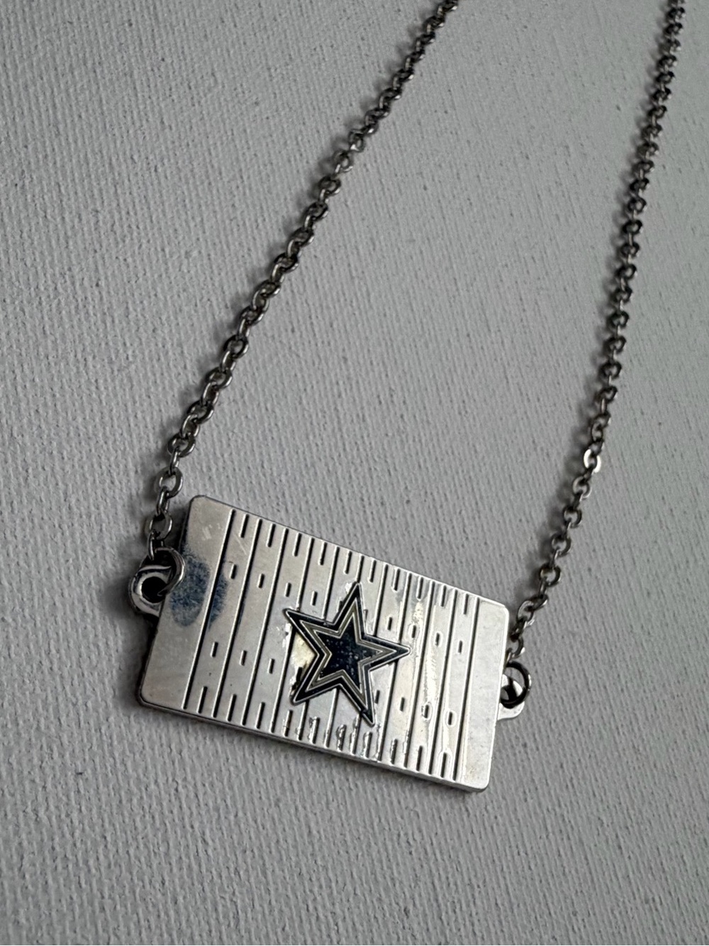 DALLAS COWBOYS Silver Star Bar Necklace - Blue Star Accent